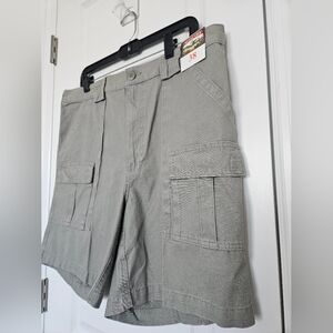NWT Weekender Men's Trader Cargo Shorts Size 38 In Gray